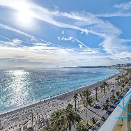 Royal Lux Spacious Seaside Pool Daire Nice