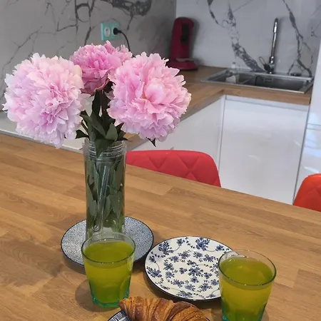 Daire Royal Lux Spacious Seaside Pool