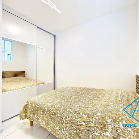 Royal Lux Spacious Seaside Pool * ניס