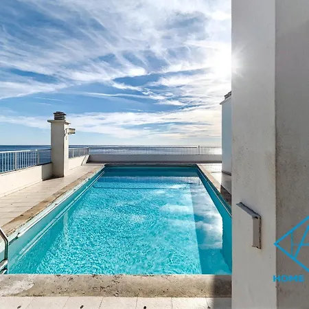 Royal Lux Spacious Seaside Pool דירה ניס