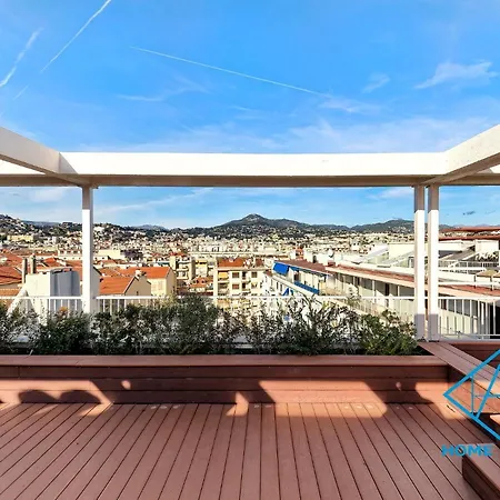 Apartment Royal Lux Spacious Seaside Pool Nice